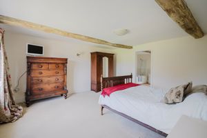 Principal bedroom- click for photo gallery